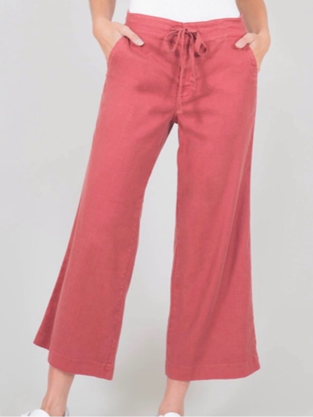 Level 99 Wide Leg Crop Pants in Brick Red / Rust Color - Size 25